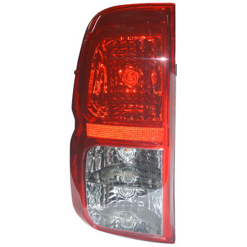 Feux arrière gauche TYC Toyota HILUX 2015 REVO 11C962A52B - OtoParts.ma